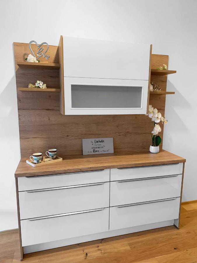 Traum Panorama Apartment Mit Berg & Seeblick Altmünster 외부 사진